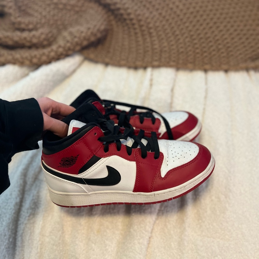 Nike mids